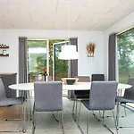 Luxury Retreat With Sauna - By Traum