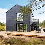 Luxury Retreat With Sauna Sønderby