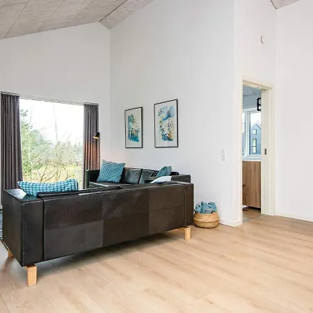 Prázdninový dům Luxury Retreat With Sauna *