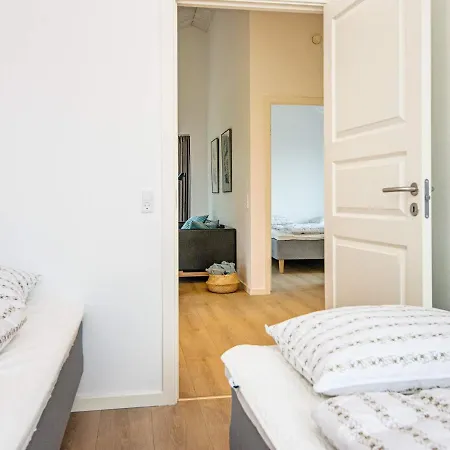 Luxury Retreat With Sauna Ferienhaus *